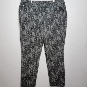 NWT Lane Bryant Black and Gray Lace Print Jeans SIZE 22. #877